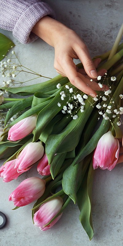 Symbolfoto Dormagen | Blumen Bremkens - Hochszeitssträuße - Pflanzen - Trauerfloristik